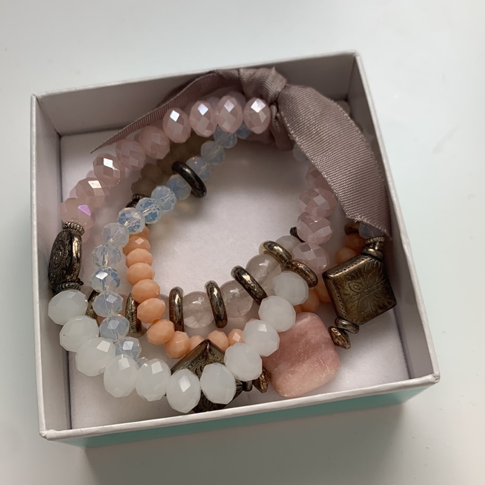 Bracelet set - Picture 2 of 6